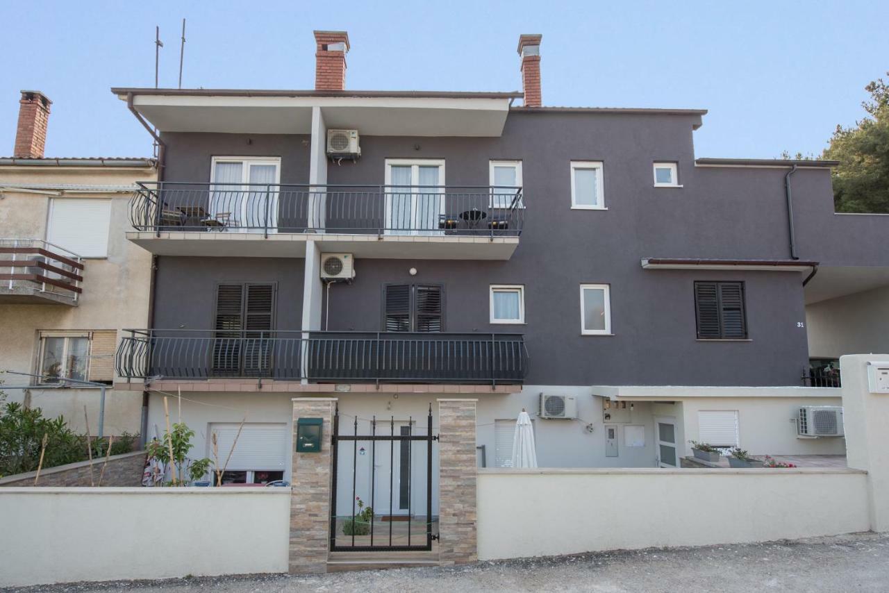 Art Design Apartments Pula Zewnętrze zdjęcie